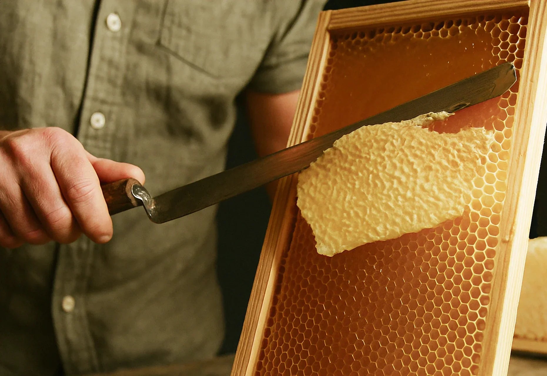 Beauté naturelle : 5 soins DIY à base de miel de Manuka pour prendre soin de soi